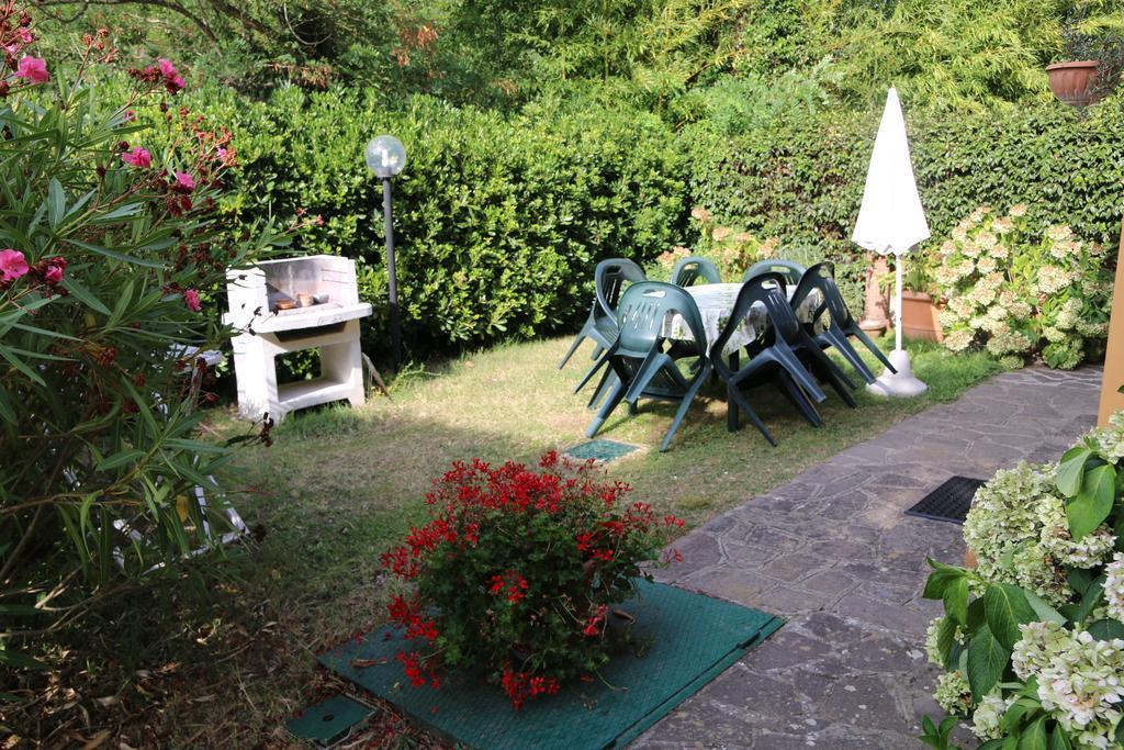 Agriturismo Poggio Al Tesoro Crespina Bagian luar foto